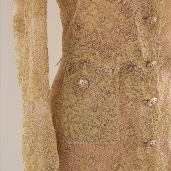 Chanel F/W 2020 Metiers D'Art Shimmery Gold Beige Lace Top Skirt 20A Suit - Picture 9 of 17